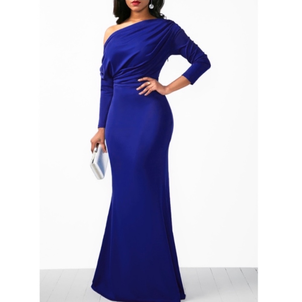 NEW Royal Blue 3/4 Sleeve Maxi Dress 💙
